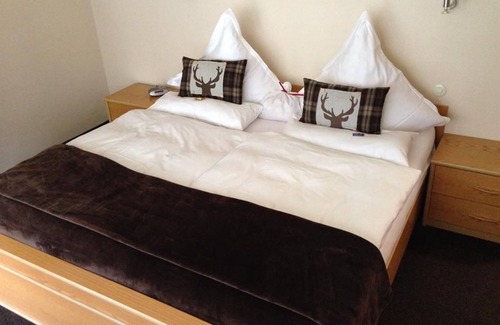 Brodenbach Cottage | Double room with balcony - Mosel-Pension Gästehaus Christiane