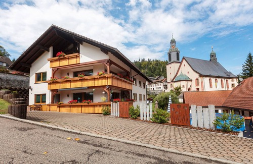 Todtmoos Apartment | Double Room with Balcony and Wi-Fi