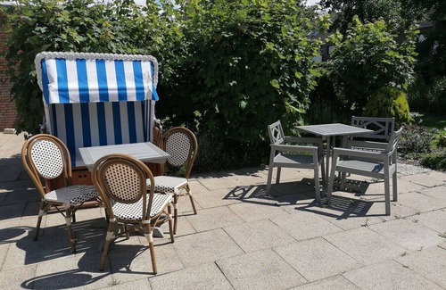 Friedrichskoog-Spitze House | Double room with sea view - Hotel Möven - Kieker