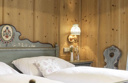 Woerth House | Double room with shower, toilet - Andrelwirt, * Hotel Landgasthof