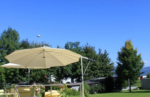 Loretto House | Double room with shower or Bathroom, toilet - Airporthotel Salzburg