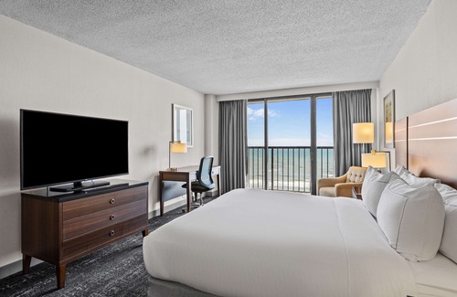 Atlantic Beach Hotel | DoubleTree by Hilton Atlantic Beach Oceanfront