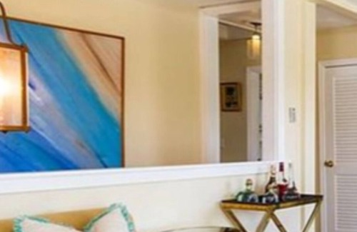 Fifth Ward House | Douplex Nestled In the Fifth Ward/Short Walk to the Beach
