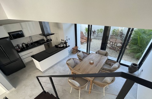 Akumal House | Down Town 5 By Lockey