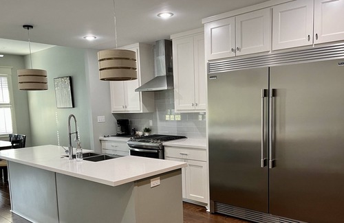 Lake Charles House | Downtown 3 bedroom Townhouse, covered parking