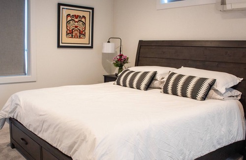 Chewelah Apartment | Downtown Chewelah Loft - Close to GOLF and SKI RESORT