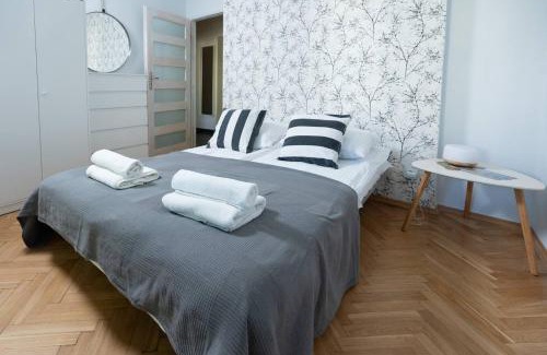 Nowe Miasto Apartment | Downtown Living Franciszkanska 2 Rooms