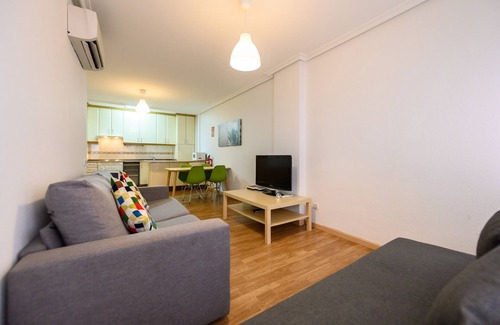 El Pilar Apartment | Downtown Madrid North Barrio del Pilar M (SAR28)
