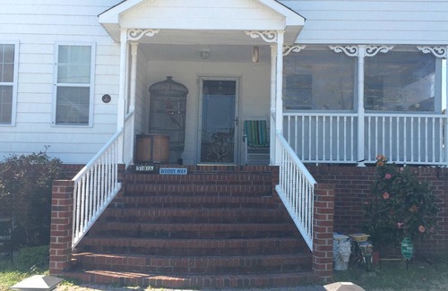 Historic Downtown Manteo House | Downtown Manteo Prime Location near Beaches and Manteo Waterfront