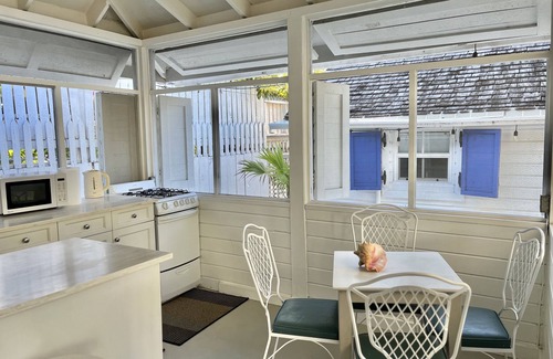 Downtown Nassau Villa | Downtown Nassau Oasis Unit 3