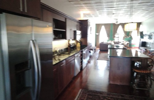 New Haven Apartment | Downtown New Haven Studio - 2nd floor 1500 sq. ft