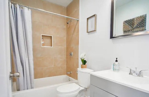 Downtown Redlands House | Downtown Redlands Getaway Home away from home.