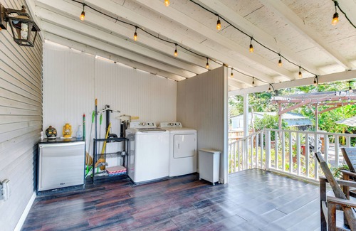 Downtown San Jose Cottage | Downtown San Jose Apt w/Deck: 1 Mi to SAP Center!