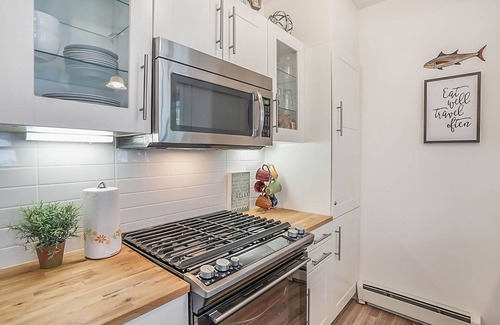Saugatuck Condo | Downtown Saugatuck Condo w/2 decks - Pets are welcome.