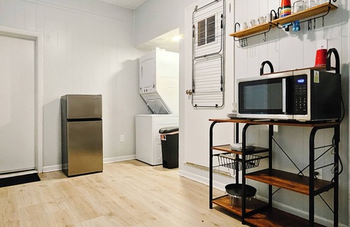 Wilmington Apartment | Downtown: Steps to DuPont Hotel