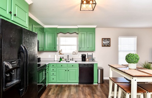 Woodruff House | Downtown Woodruff Cozy Bungalow