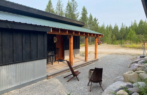 Coram Cabin | Drake's Hideaway @Aspen Hollow: Luxury Tiny Cabin near Glacier National Park