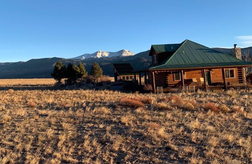 Buena Vista Cabin | Dream cabin w/stunning views near hot springs & town!