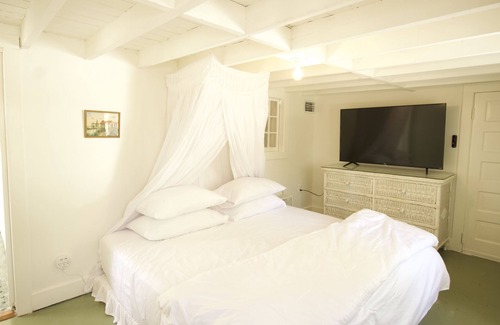 Indian Beach Sapphire Shores Cottage | Dream Cottage Near Ocean