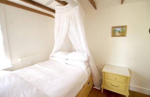 Indian Beach Sapphire Shores Cottage | Dream Cottage Near Ocean