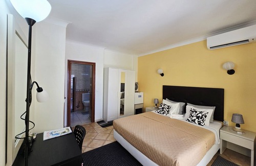 Funchal Bed & Breakfast | Dream Lagos B&B
