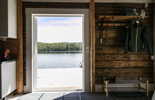 Gallo Ski Chalet | Dream location with huge terrace directly on the lake