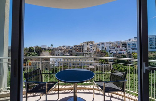Il-Balluta Apartment | Dream Stay one bedroom apartment in Balluta
