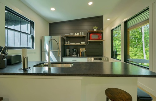 Logan Cabin | Dream Weaver Cabin ~ Modern Meets Nature