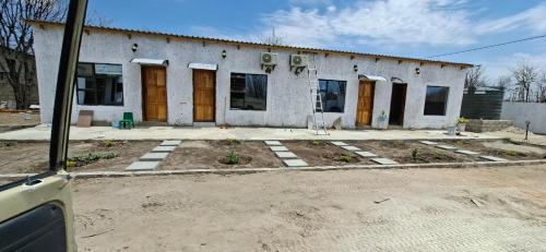 Maun Hotel | DREAMS INN guest house