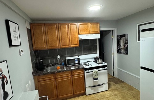 Central Islip Apartment | DreamStay Private Entrance, Pet-Friendly Suite