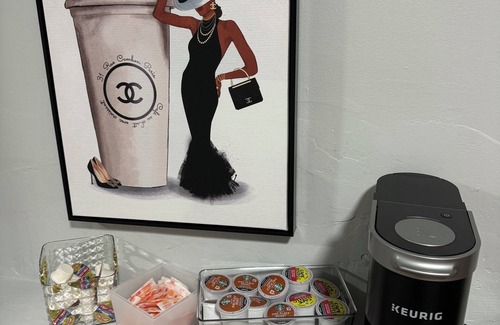 Central Islip Apartment | DreamStay Private Entrance, Pet-Friendly Suite