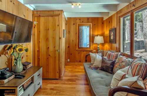 Sunnyside Cabin | Dreamy & Historic Stone Cottage in Tahoe City