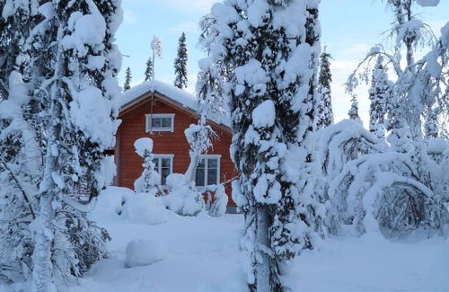 Kittila House | Dreamy log cabin in the middle of the forest