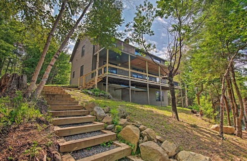 Greenville Cabin | Drew North · 2-Acre Lakefront Haven | Dock, Kayaks, Guest House