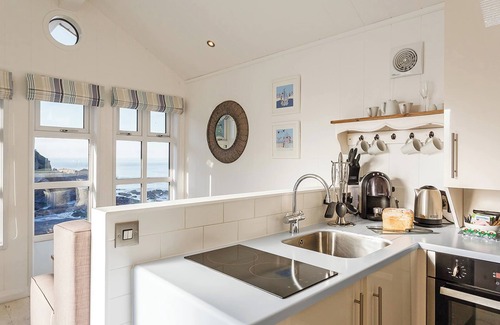 Hele Ski Chalet | Driftwood Beach Cabin