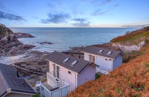 Hele Ski Chalet | Driftwood Beach Cabin