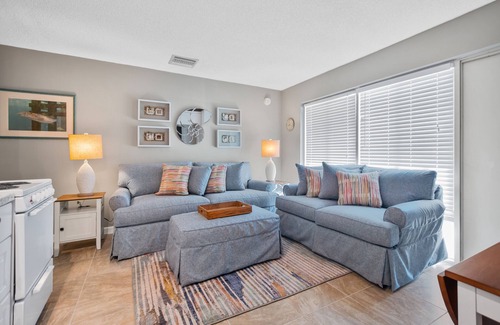 Isles of Capri Condo | Driftwood Landing 9- Isles of Capri Vacation Resort.