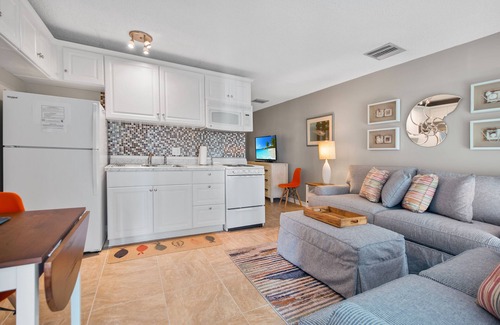 Isles of Capri Condo | Driftwood Landing 9- Isles of Capri Vacation Resort.