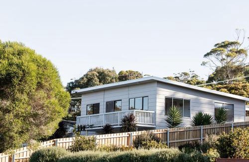 Binalong Bay House | Driftwood Rest Binalong Bay Sleeps 4