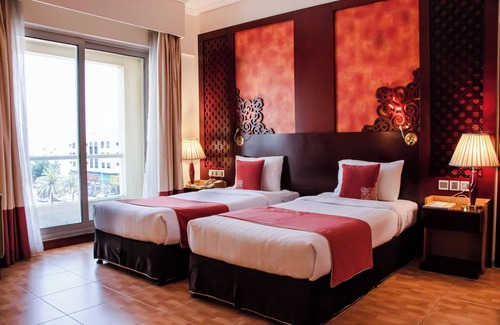 Al Qusais Hotel | Dubai Grand Hotel by Fortune