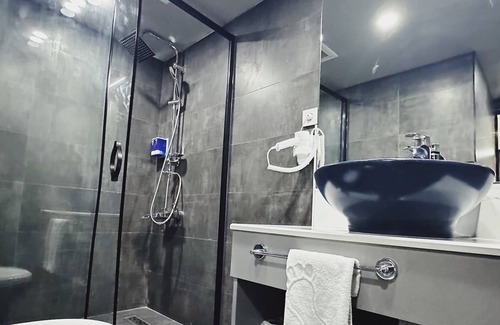 Moda Hotel | DUCK OTEL