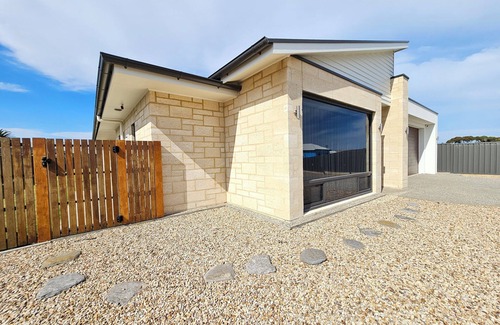 Waterhouse House | Duk N Dish - Go BIG or go home!