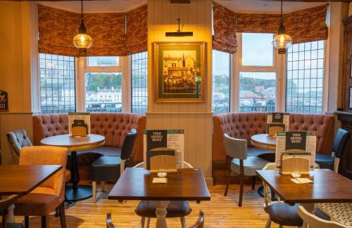 Whitby Hotel | Duke of York