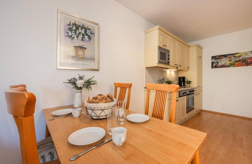 Ostvorpommern Apartment | Düneneck 30 - cozy domicile with side sea view