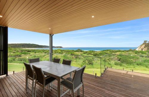 Tomakin House | Dunes at Tomakin managed by Batemans Bay Accom