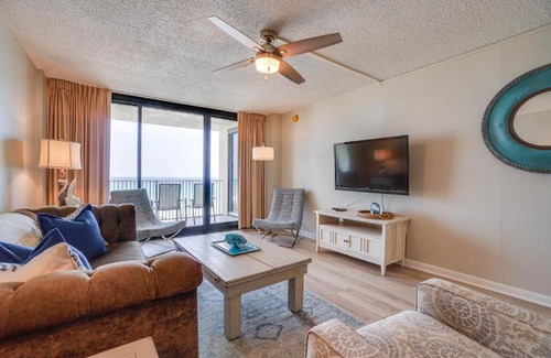 Gulf Lagoon Beach Apartment | Dunes of Panama Beach Resort by Panhandle Getaways
