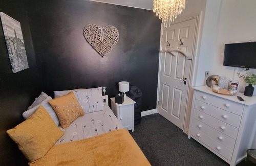 Weston-super-Mare Bed & Breakfast | Dungarvon House B&B