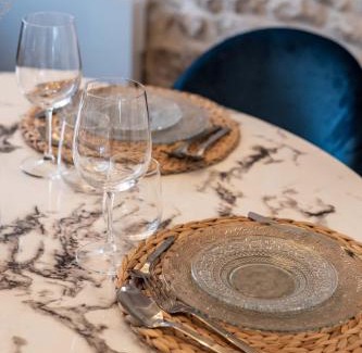 Nimes City Centre Apartment | Duplex à 2 min des arènes et de la maison carrée