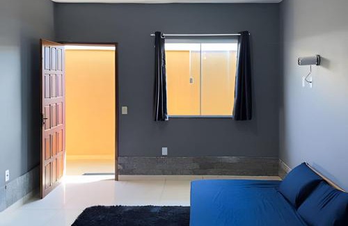 Porto da Roca House | Duplex em Itaúna 4min da Praia que ocorre o WSL, 1min da pista de skate do LS, pracinha com parque infantil, quadra de futebol, tudo isso a 1 min da duplex, perto do comércio, wi-fi super rápido, estacionamento gratuito, monitoramento 24hrs