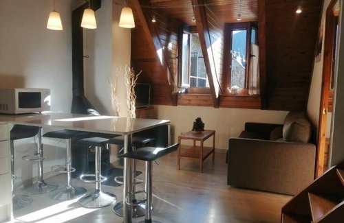 Pla de l'Ermita Apartment | Duplex Herbasabina 4 with renovated kitchen Vall de Boí